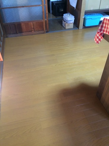 足利市の古民家の畳からフロア板に（8帖床工事）