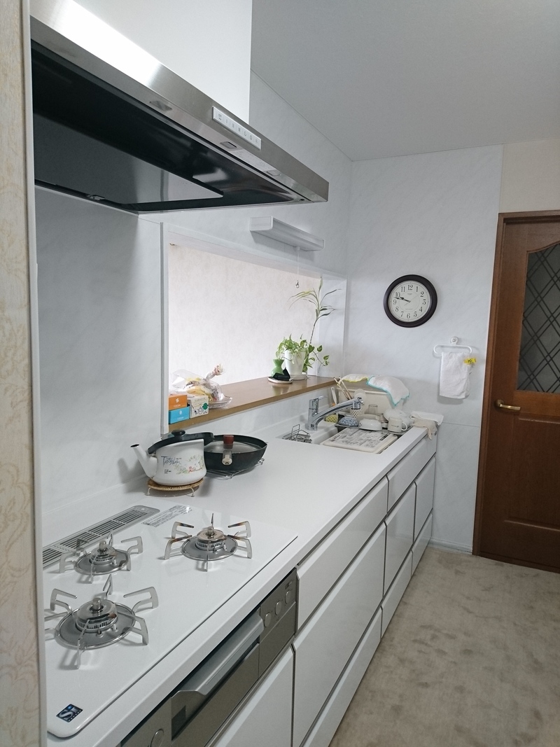 2階LDKシステムキッチンの入替工事・・・娘さん夫婦と孫が一堂に会せる幸せな時間を